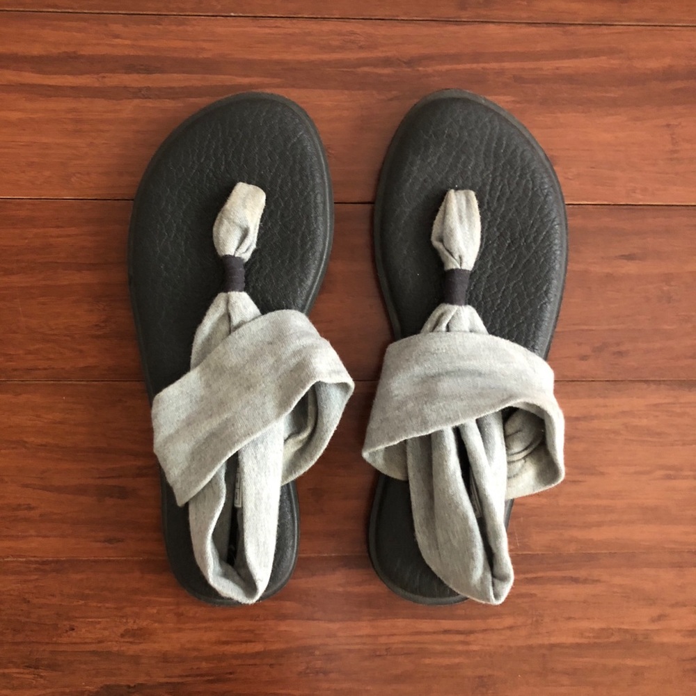 Sanuk Grey Yoga Sling Sandel